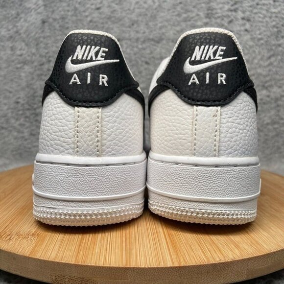 Nike Air Force 1 Low (GS) White Black Size 6.5Y = 8 Women CT3839-100 - Picture 5 of 7